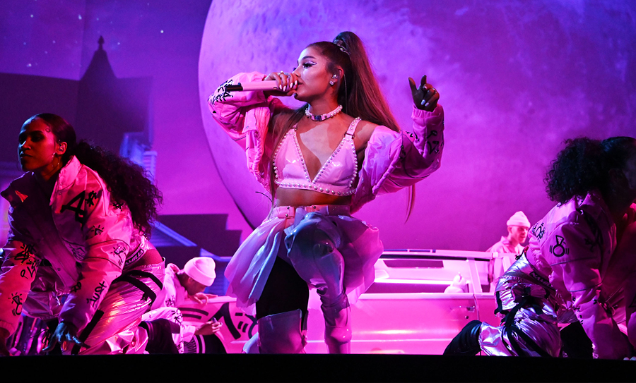 Exploring The Songs On Ariana Grandes Sweetener World Tour Setlistfm 